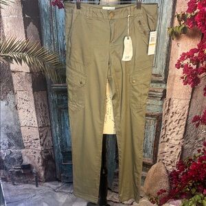 Jolt army green cargo style pants NWT, size 7